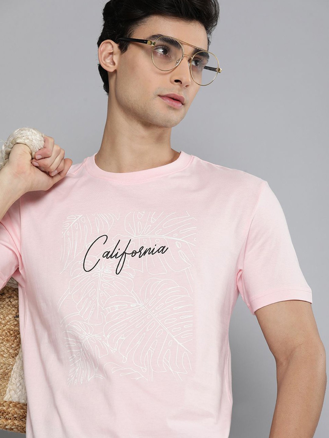 

HERE&NOW Men Pink Printed Tropical Pure Cotton T-shirt
