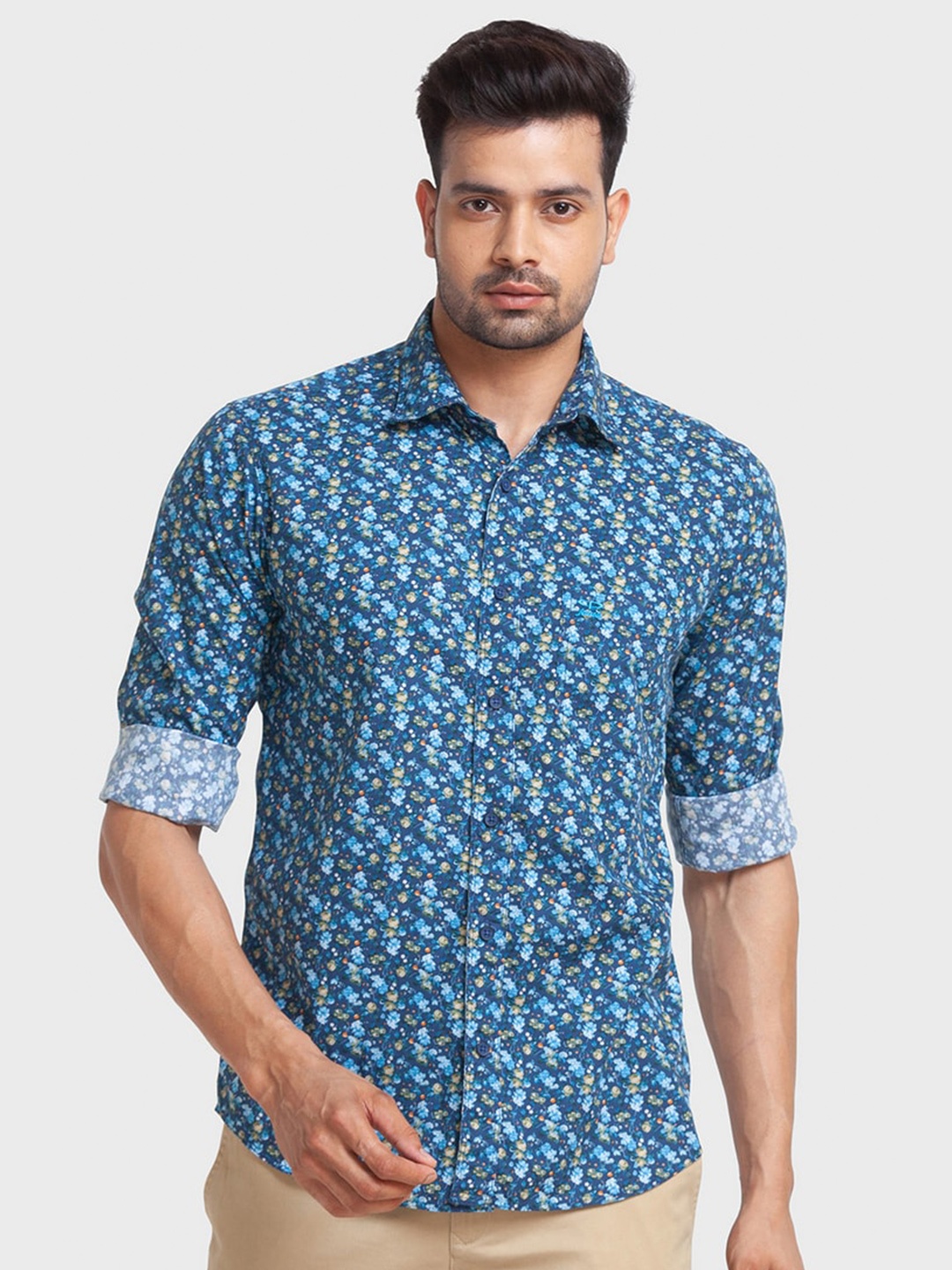 

ColorPlus Men Blue Tailored Fit Floral Printed Casual Shirt