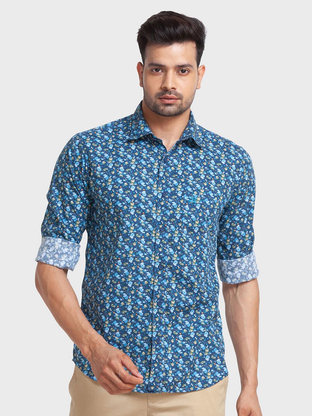 

ColorPlus Men Blue Tailored Fit Floral Printed Casual Shirt