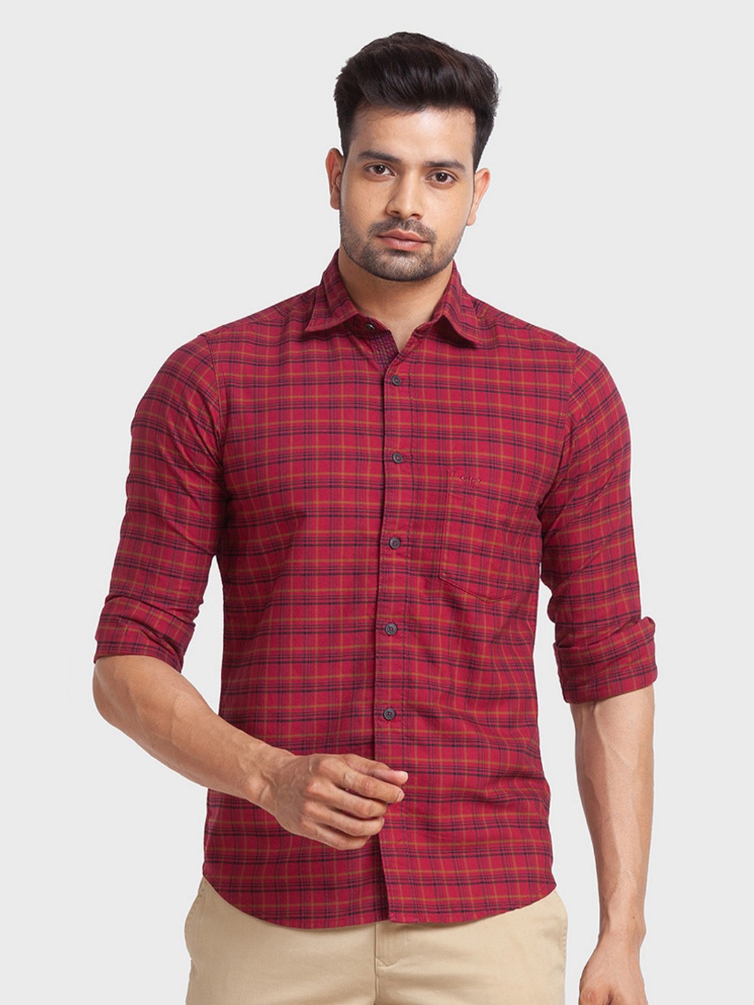 

ColorPlus Men Red Tailored Fit Checked Casual Shirt