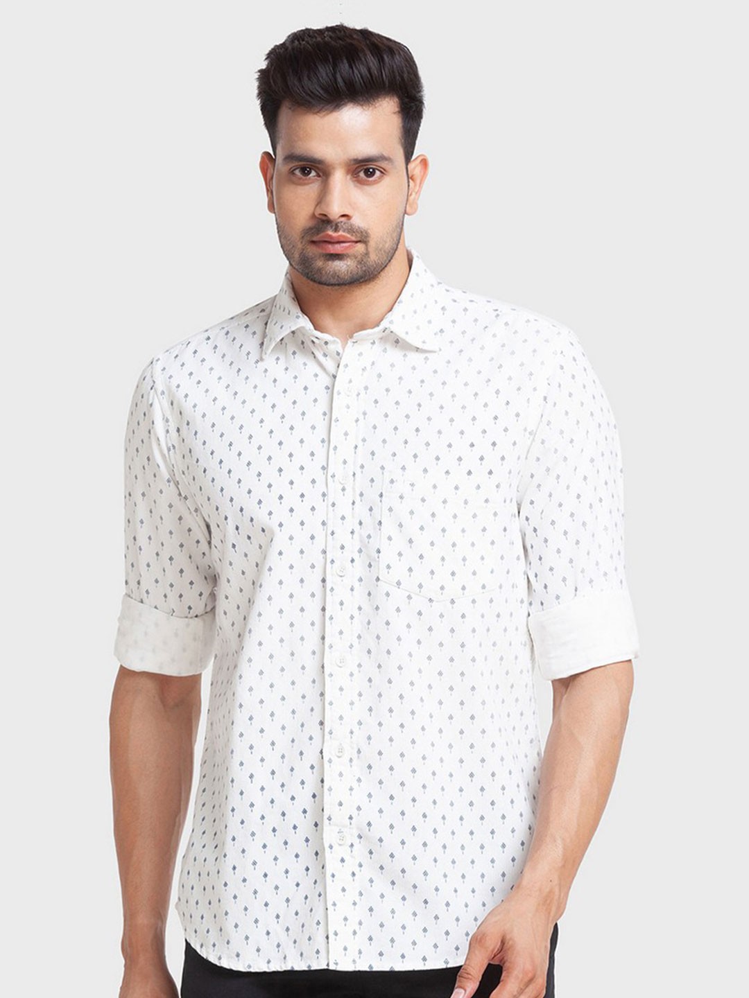 

ColorPlus Men White Tailored Fit Printed Casual Shirt
