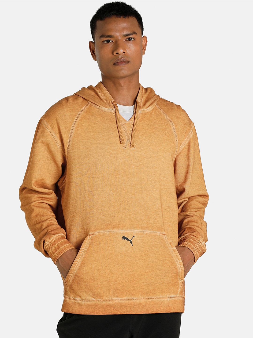 

Puma Men Brown Studio Wash Training Hoodie Sweatshirt