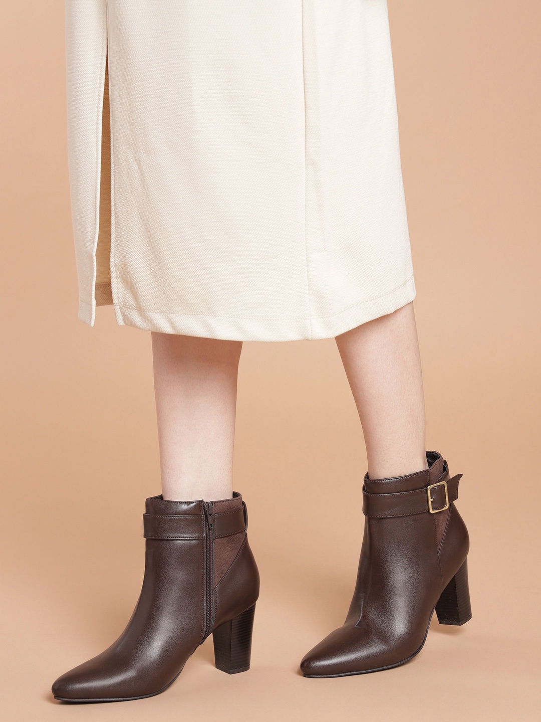 

DressBerry Women Coffee Brown Solid Mid-Top Block Heel Boots with Buckle Detail