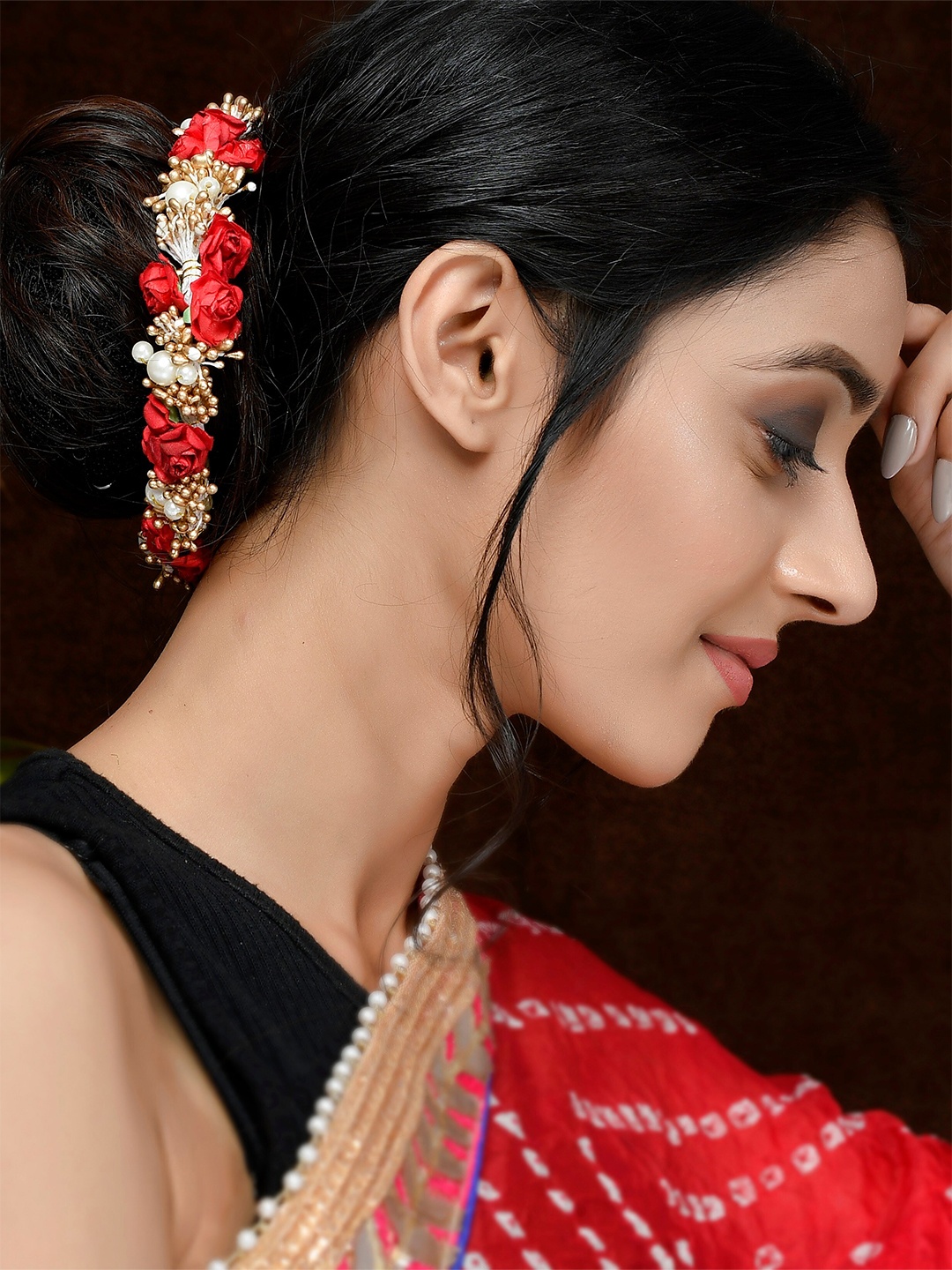 

Silvermerc Designs Women Gold-Toned & Red Embellished Hair Accessory