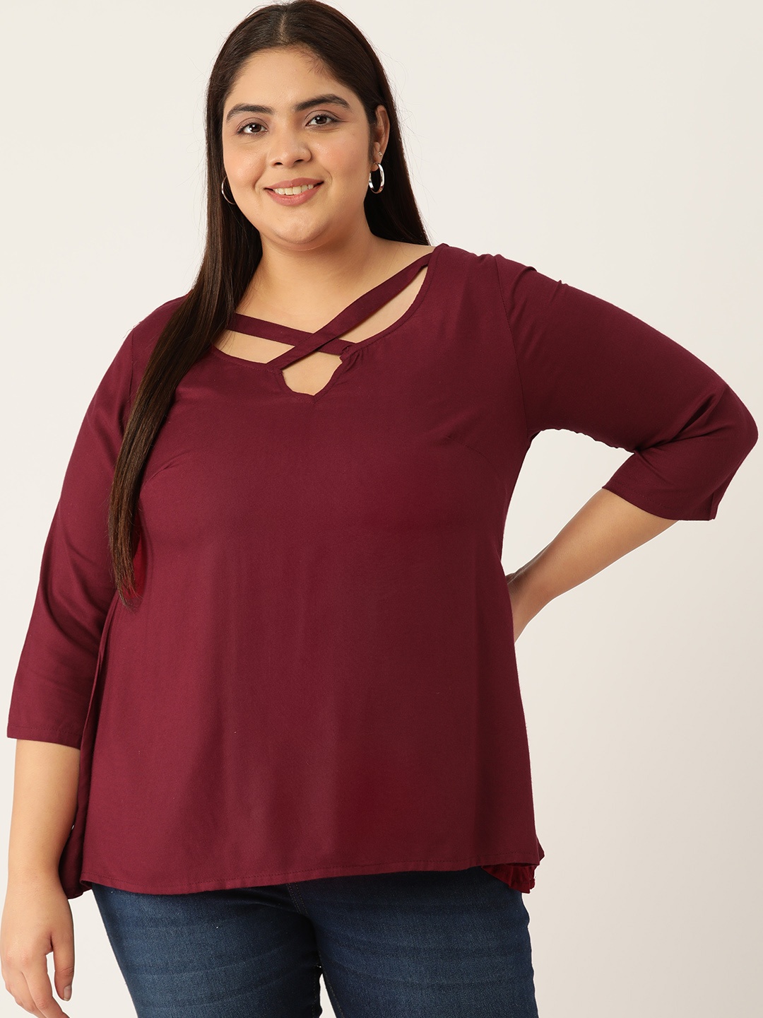 

theRebelinme Burgundy Keyhole Neck Top