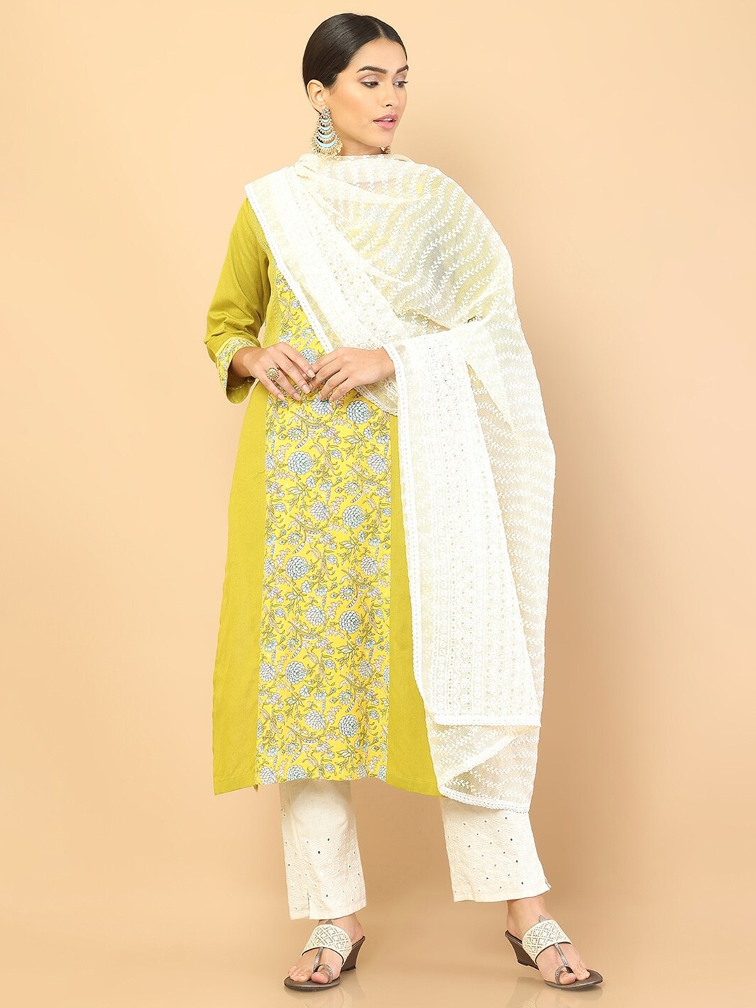 

Soch Women White Embroidered Dupatta