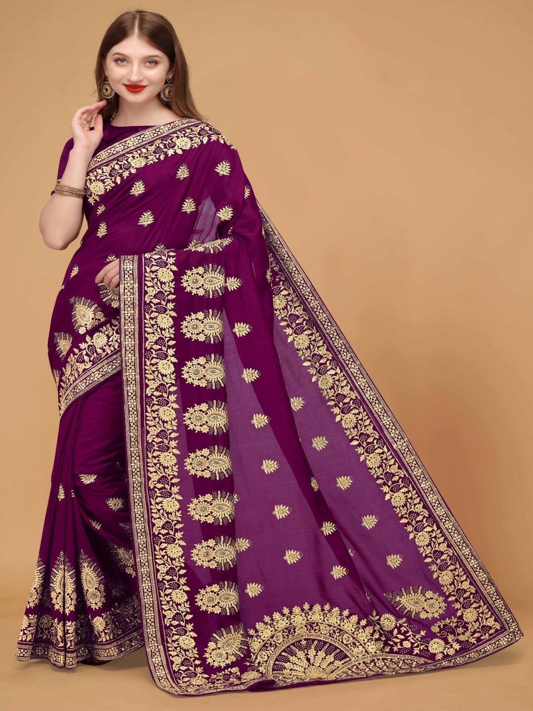 

Monrav Purple & Gold-Toned Ethnic Motifs Embroidered Silk Blend Saree