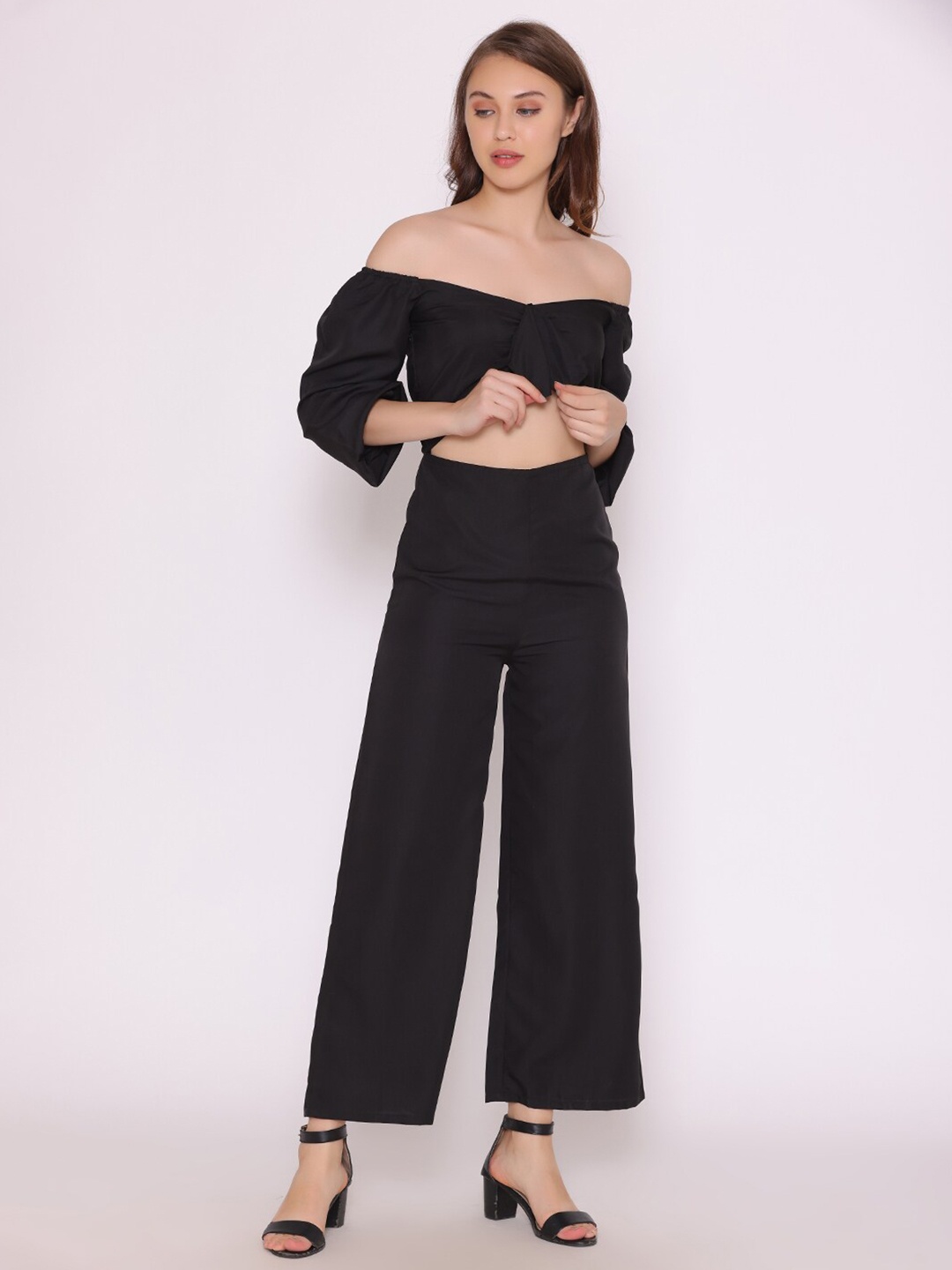 

YEROS Black Solid Off-Shoulder Basic Jumpsuit