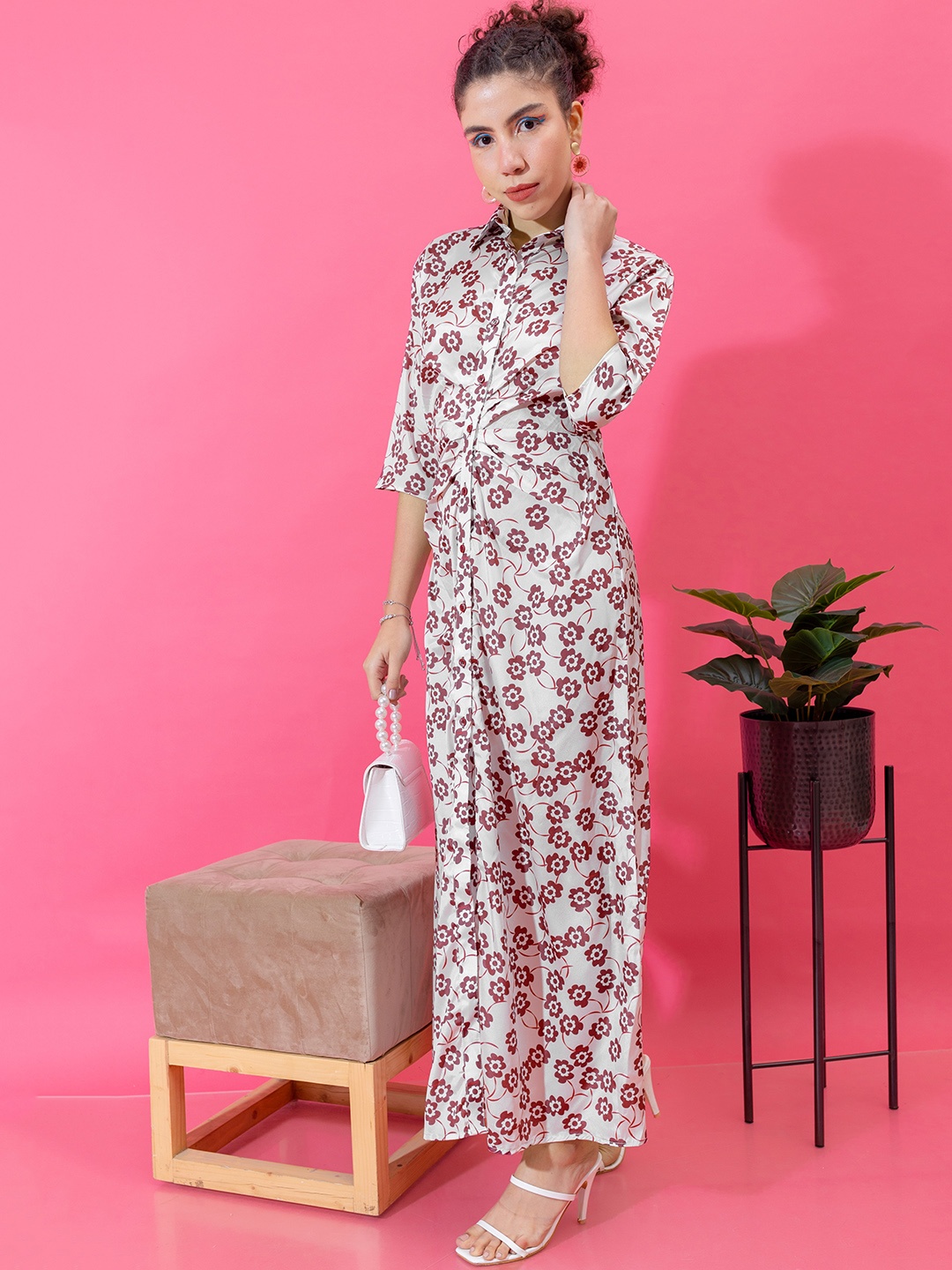 

Stylecast X Hersheinbox Floral Printed Satin Maxi Dress, Off white