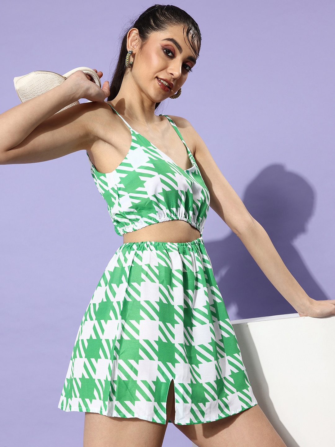 

Stylecast X Hersheinbox Women Green Self-Design Vacay Attire