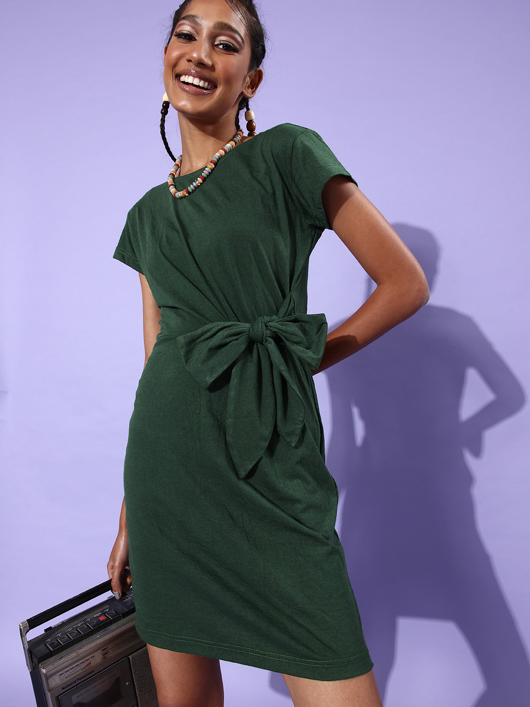 

Stylecast X Hersheinbox Women Green Solid Twist & Knot Dress