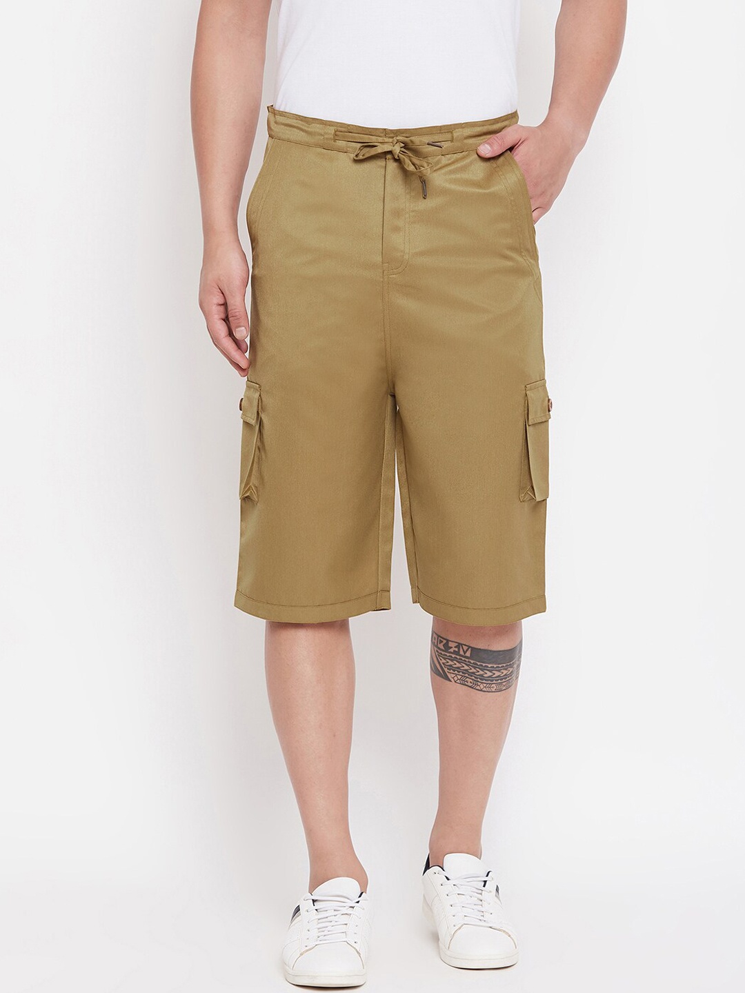 

Hypernation Men Khaki Cargo Shorts