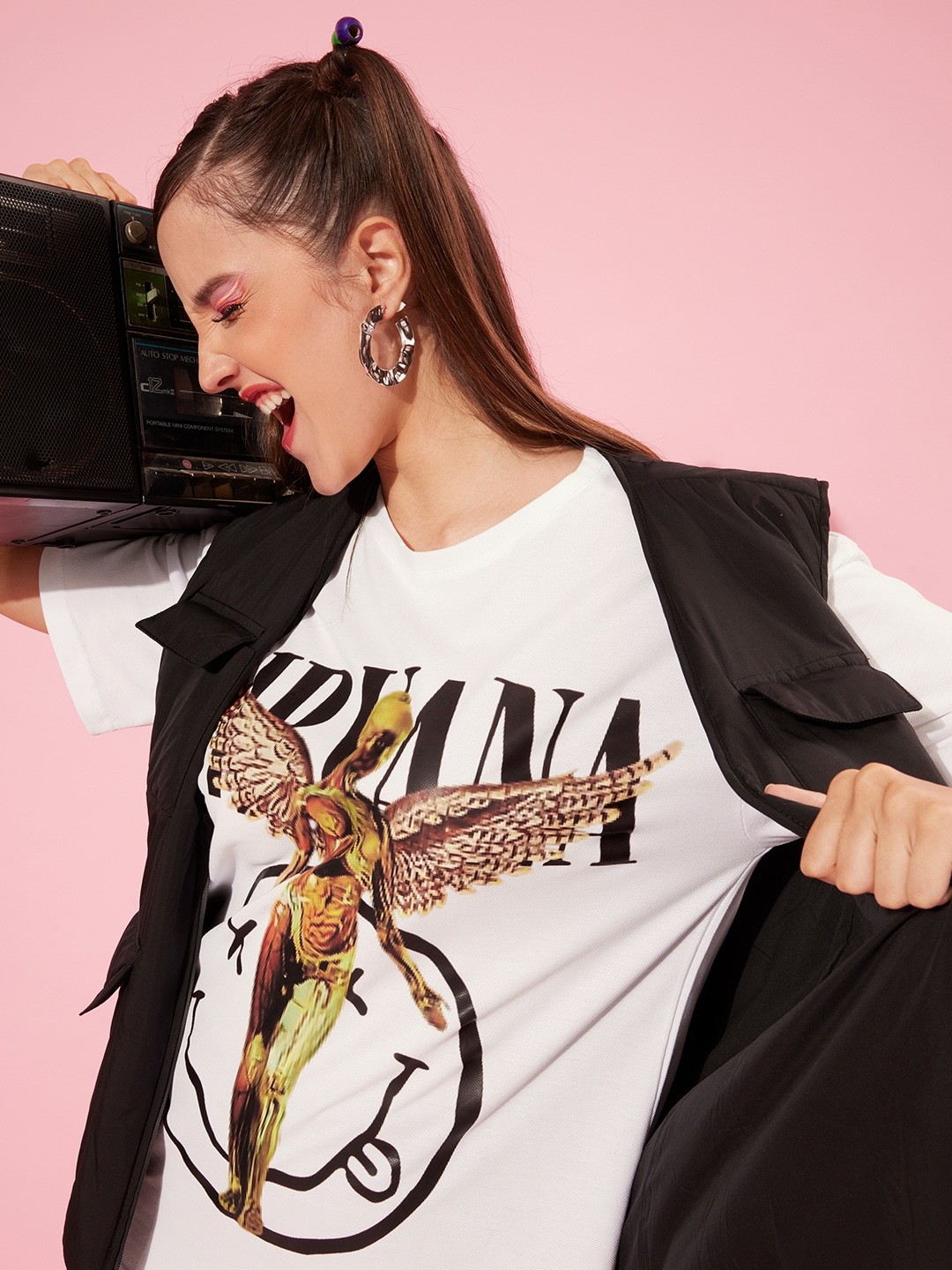 

Stylecast X Hersheinbox Women White Graphic Tshirt