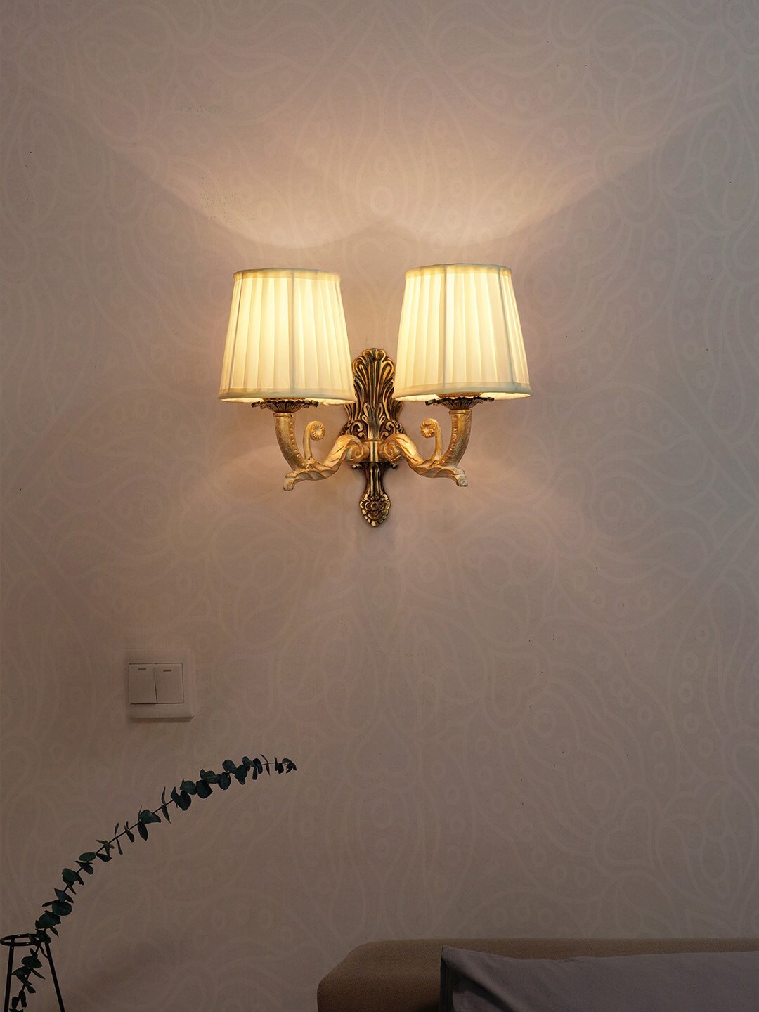 

Fos Lighting White Golden Wall Sconce, Yellow