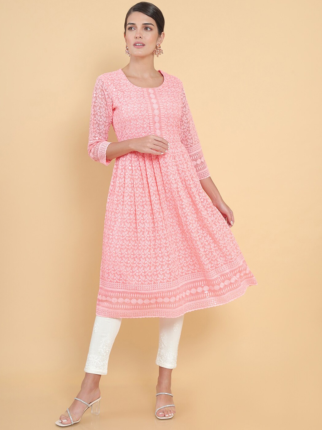 

Soch Women Peach-Coloured Ethnic Motifs Embroidered Georgette Anarkali Kurta