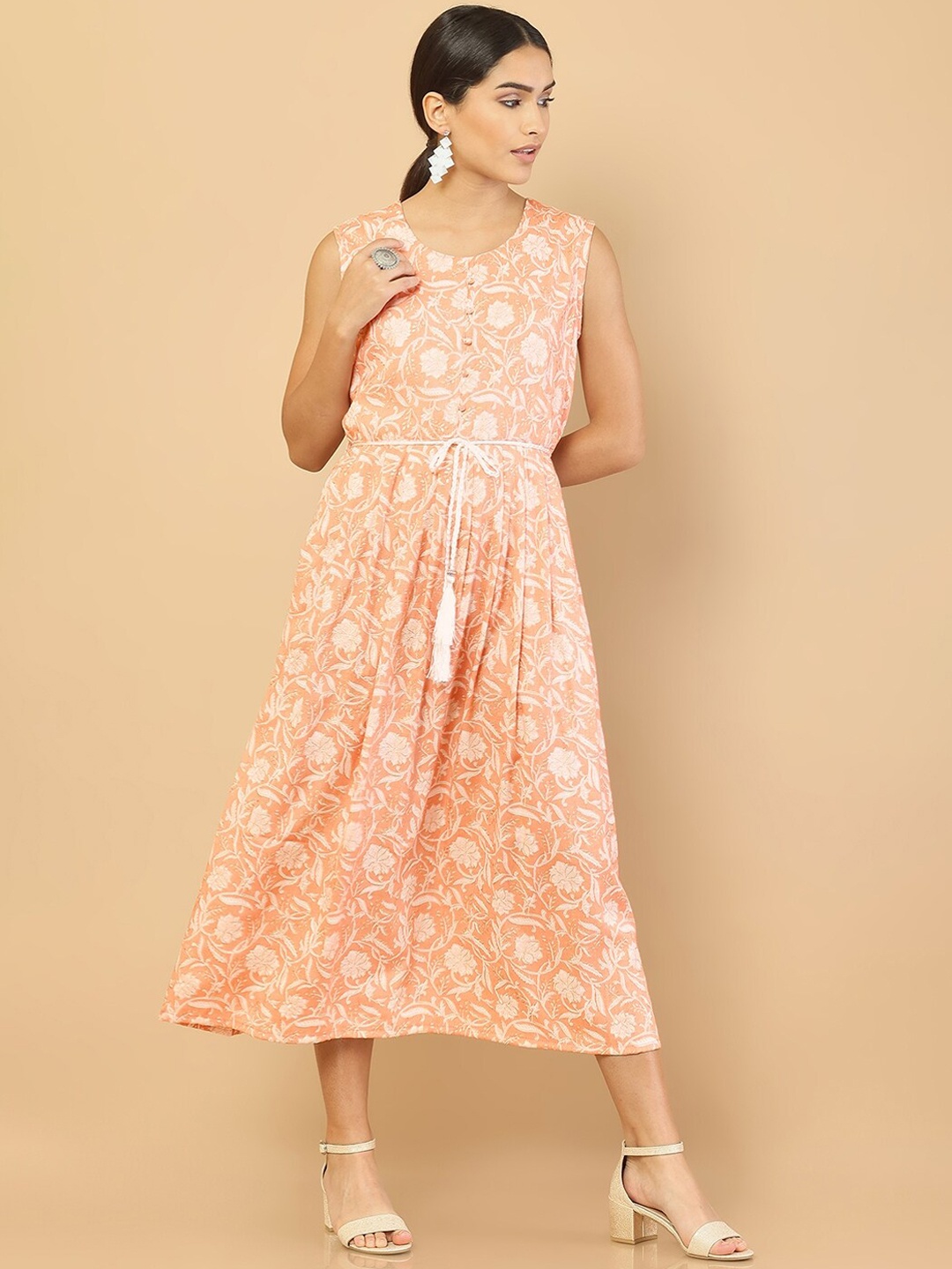 

Soch Women Peach-Coloured Floral Printed Kurta