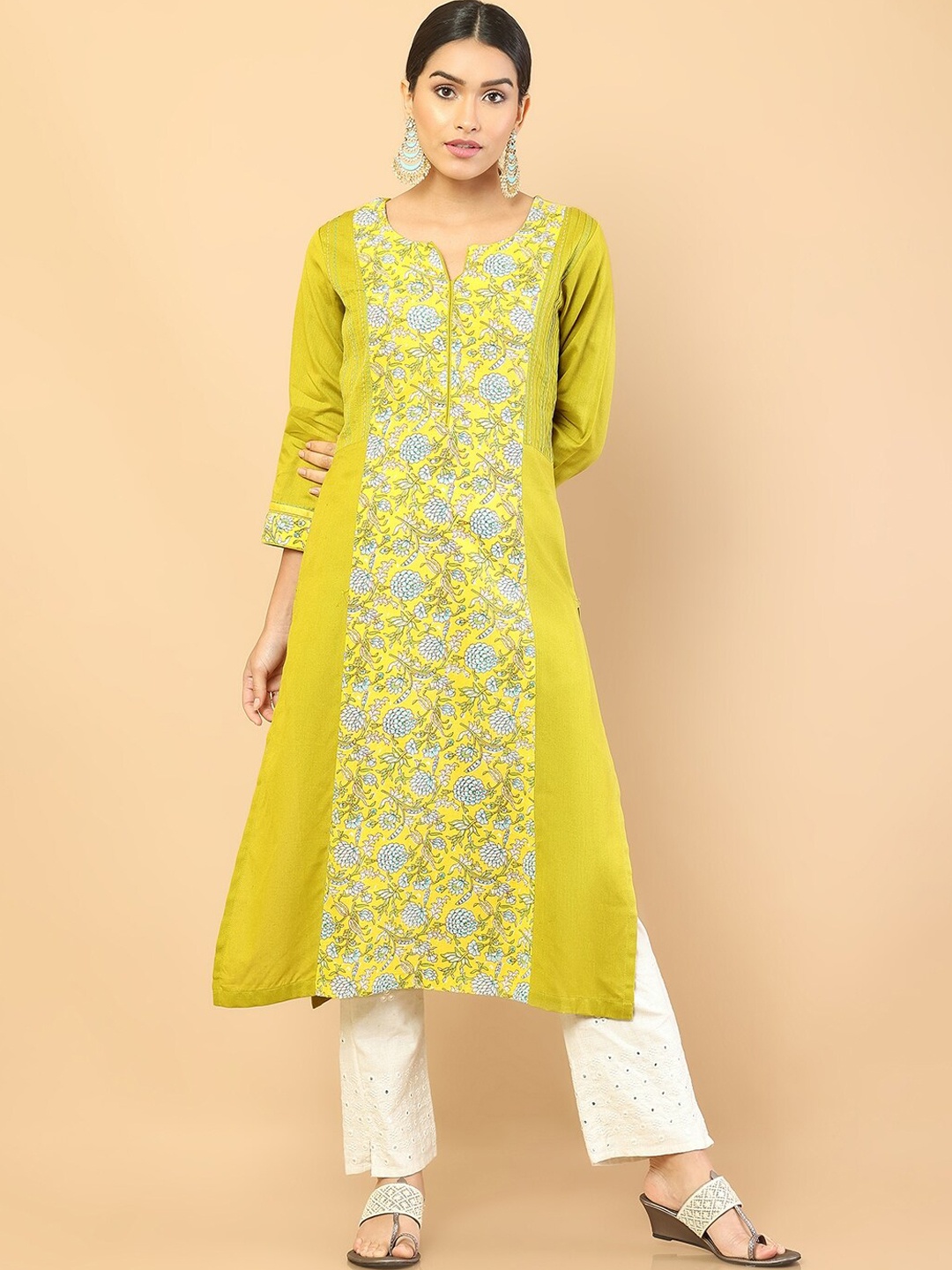 

Soch Women Green Floral Yoke Design Kurta