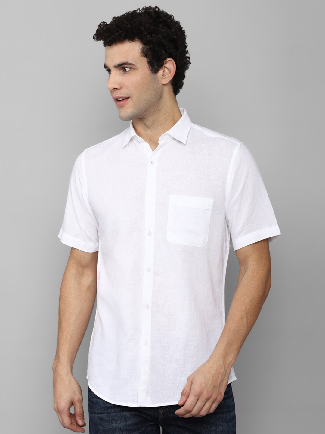 

Allen Solly Men White Slim Fit Casual Shirt