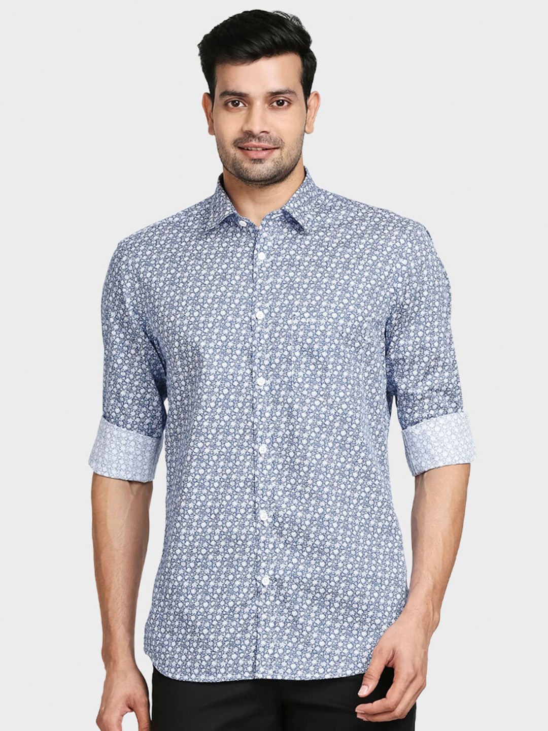 

ColorPlus Men Blue Tailored Fit Floral Printed Casual Cotton Shirt