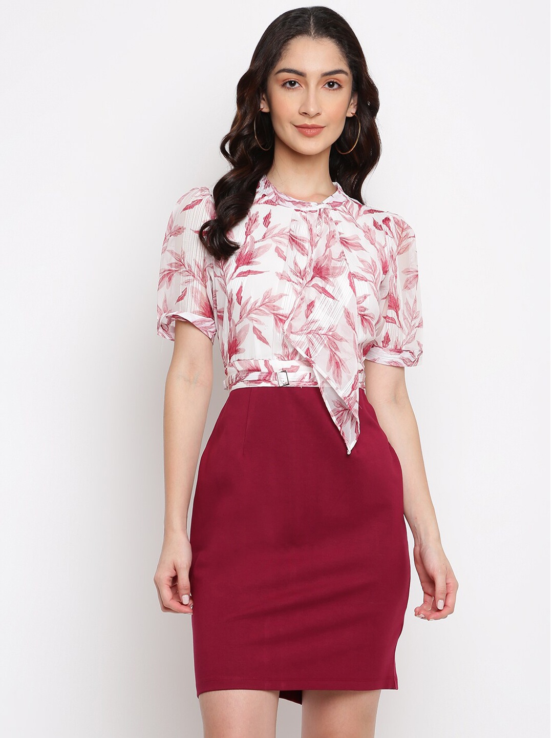 

Latin Quarters Maroon Sheath Dress