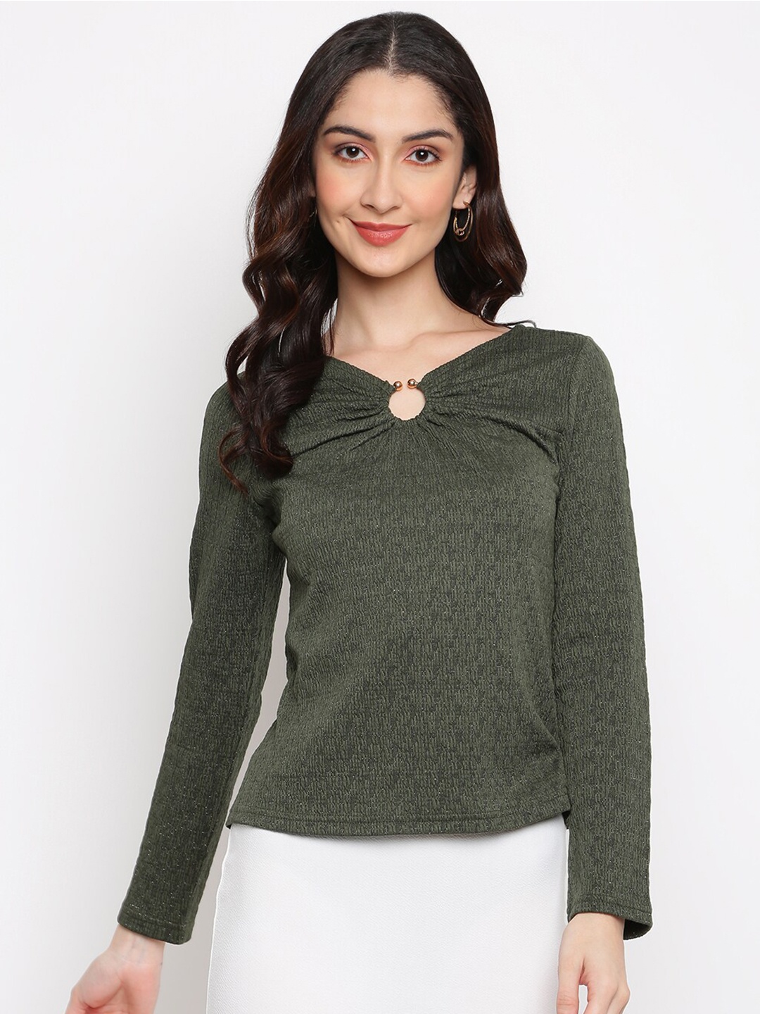 

Latin Quarters Green Keyhole Neck Bohemian Top
