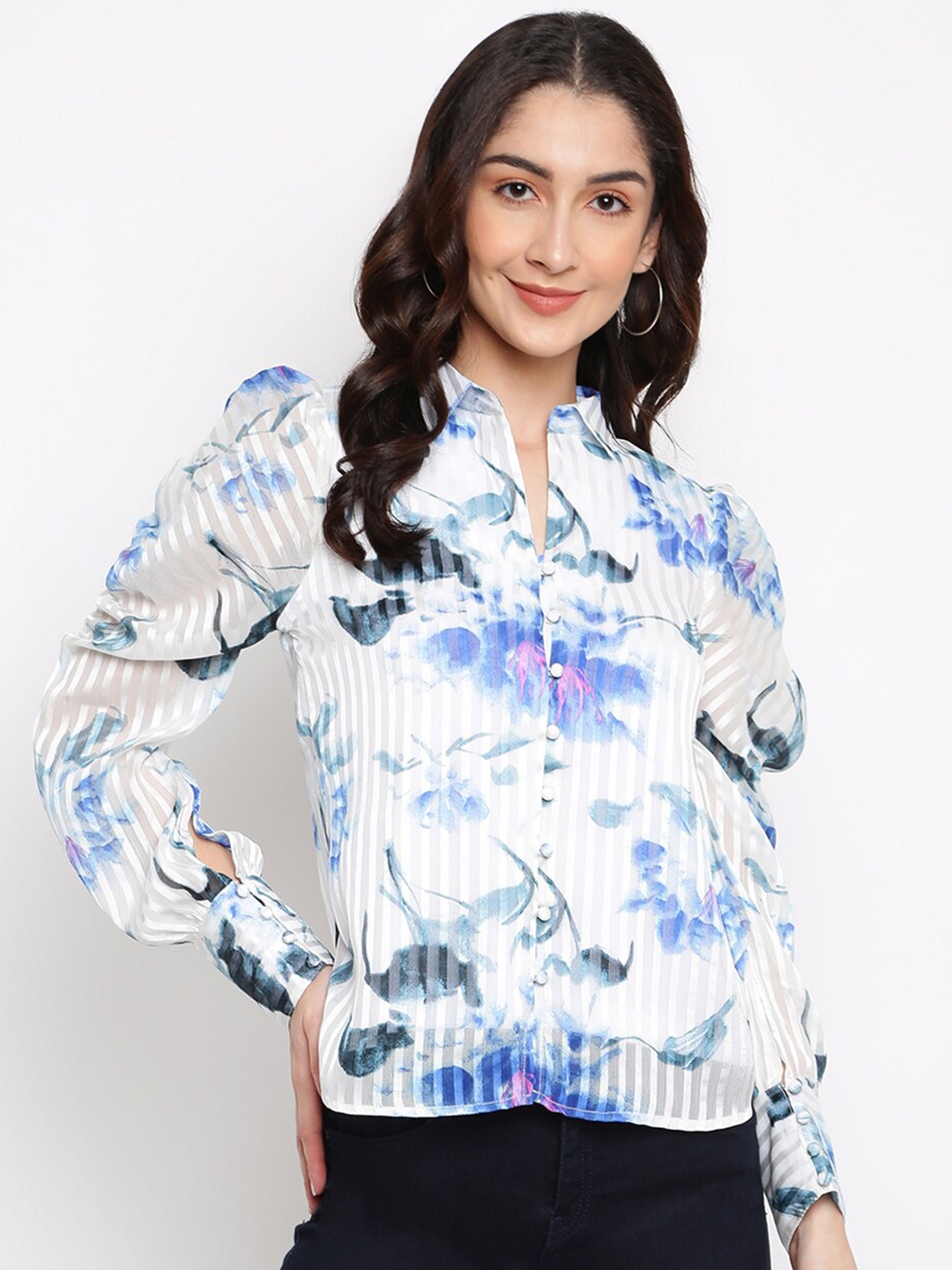 

Latin Quarters Blue Print Shirt Style Top