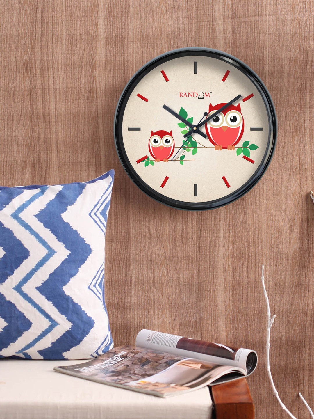 

RANDOM Beige 30 cm Analogue Wall Clock