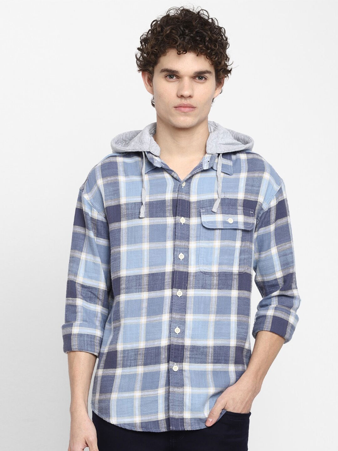 

AMERICAN EAGLE OUTFITTERS Men Blue Checked Casual Shirt With Hood