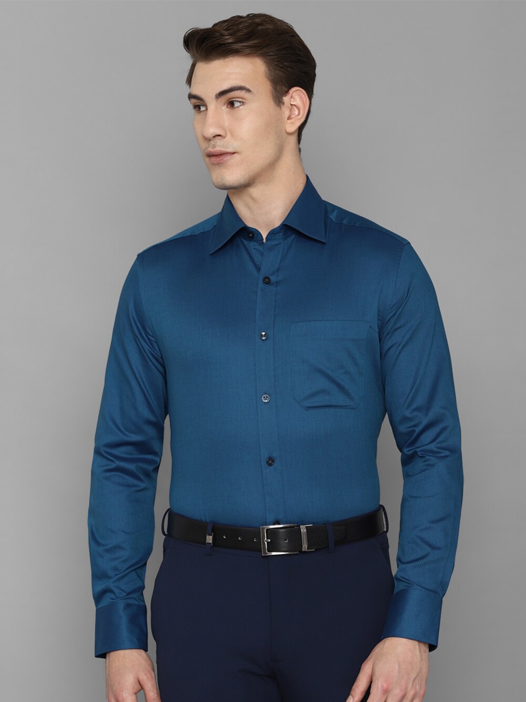 

Louis Philippe Men Blue Formal Shirt