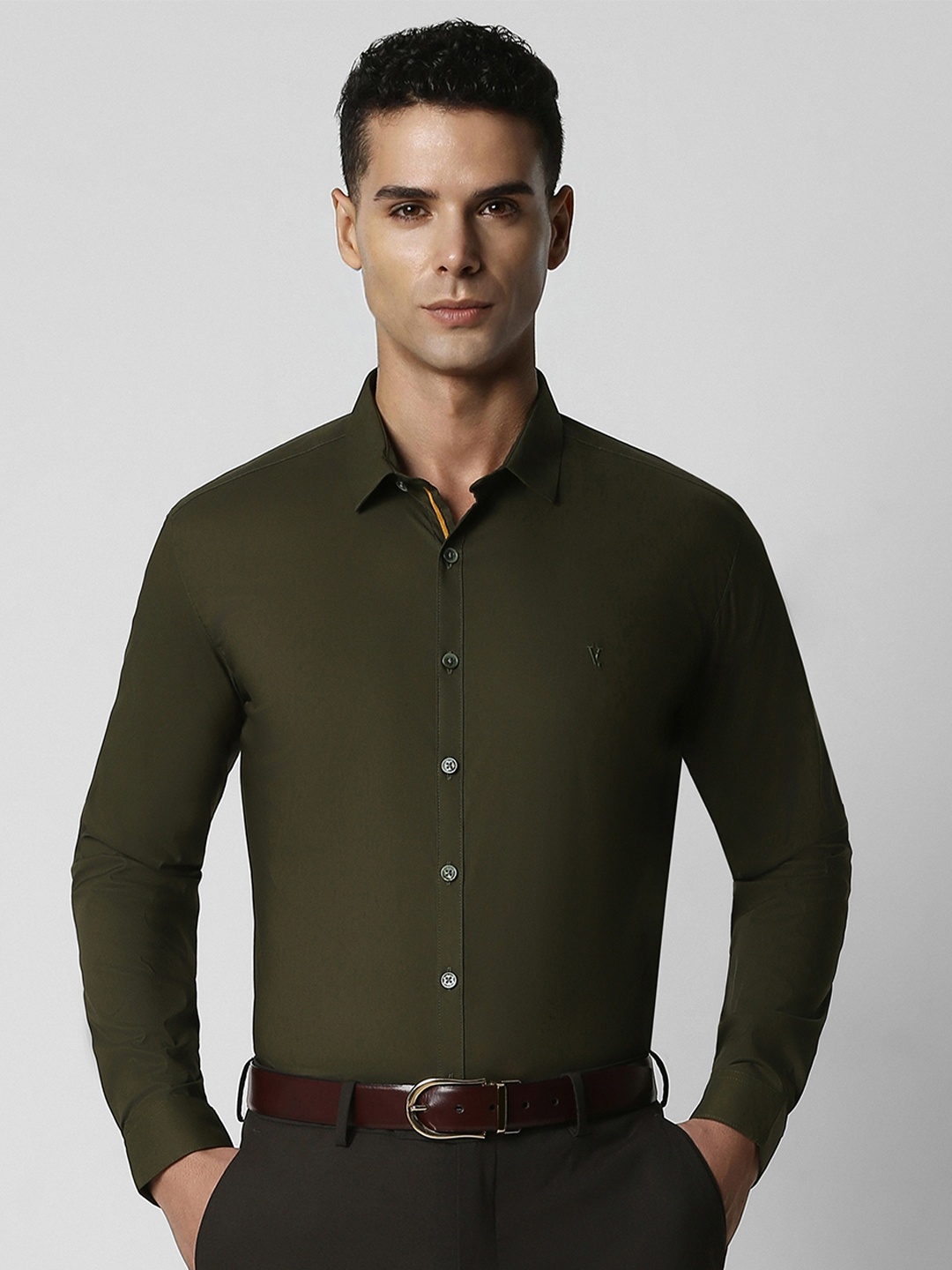 

V Dot Men Olive Green Slim Fit Casual Shirt