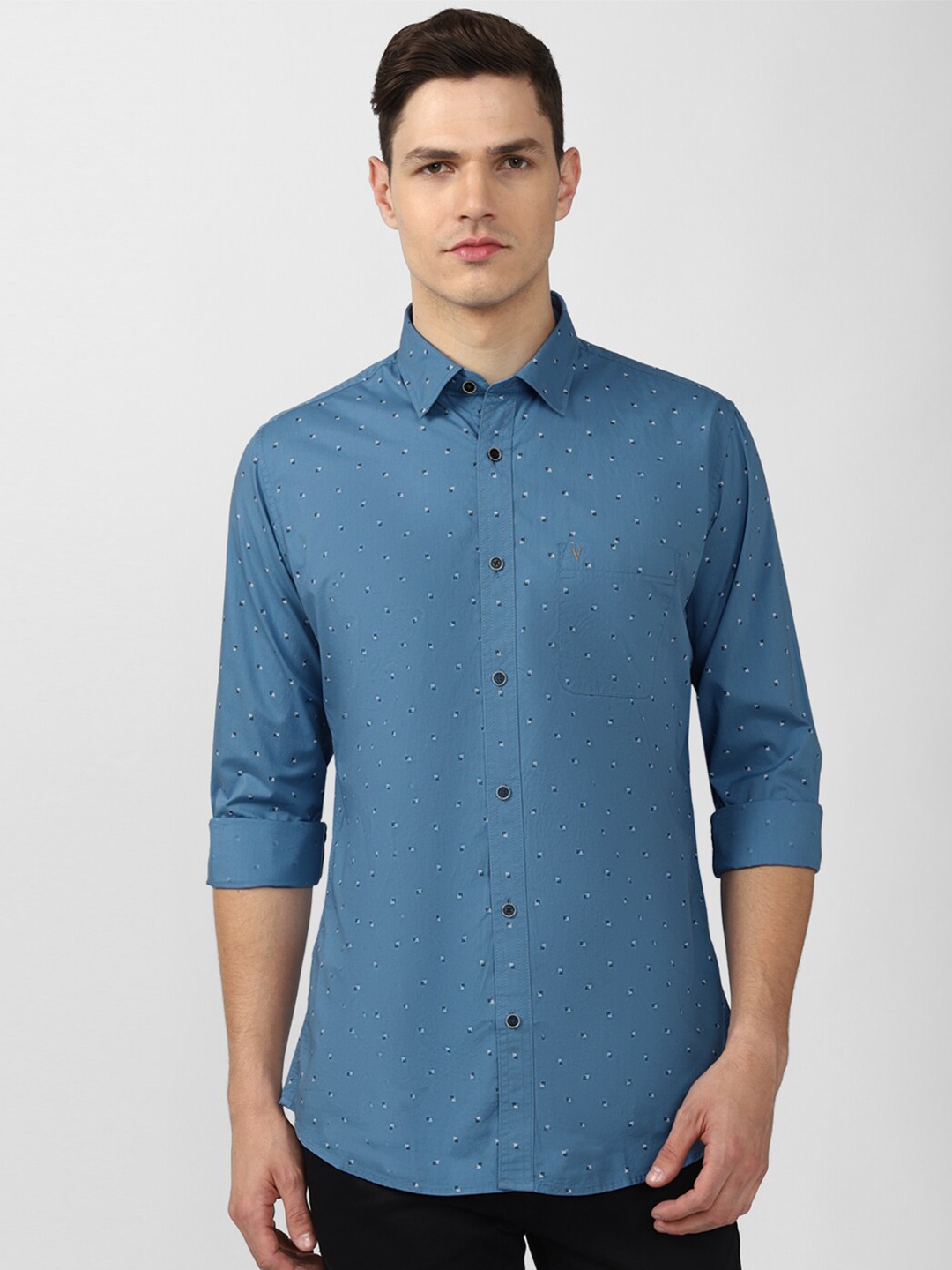 

Van Heusen Sport Men Blue Slim Fit Printed Casual Shirt