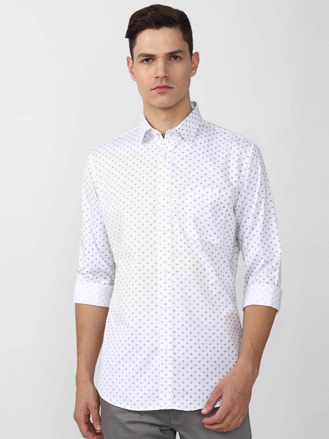 

Van Heusen Sport Men White Slim Fit Printed Casual Shirt