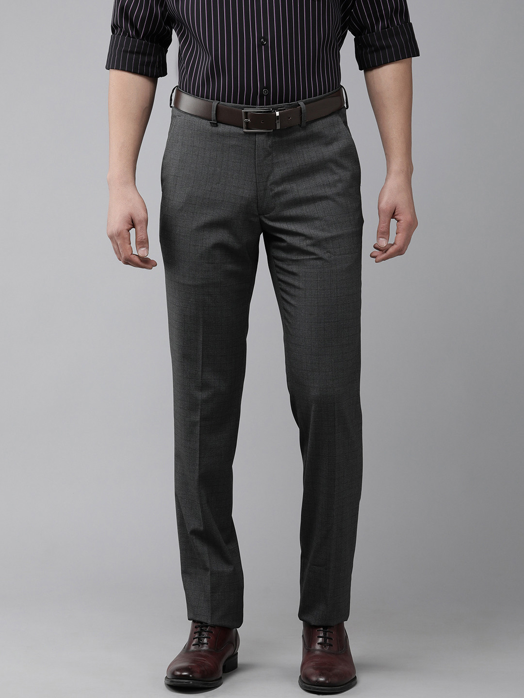 

Van Heusen Men Checked Slim Fit Trousers, Grey