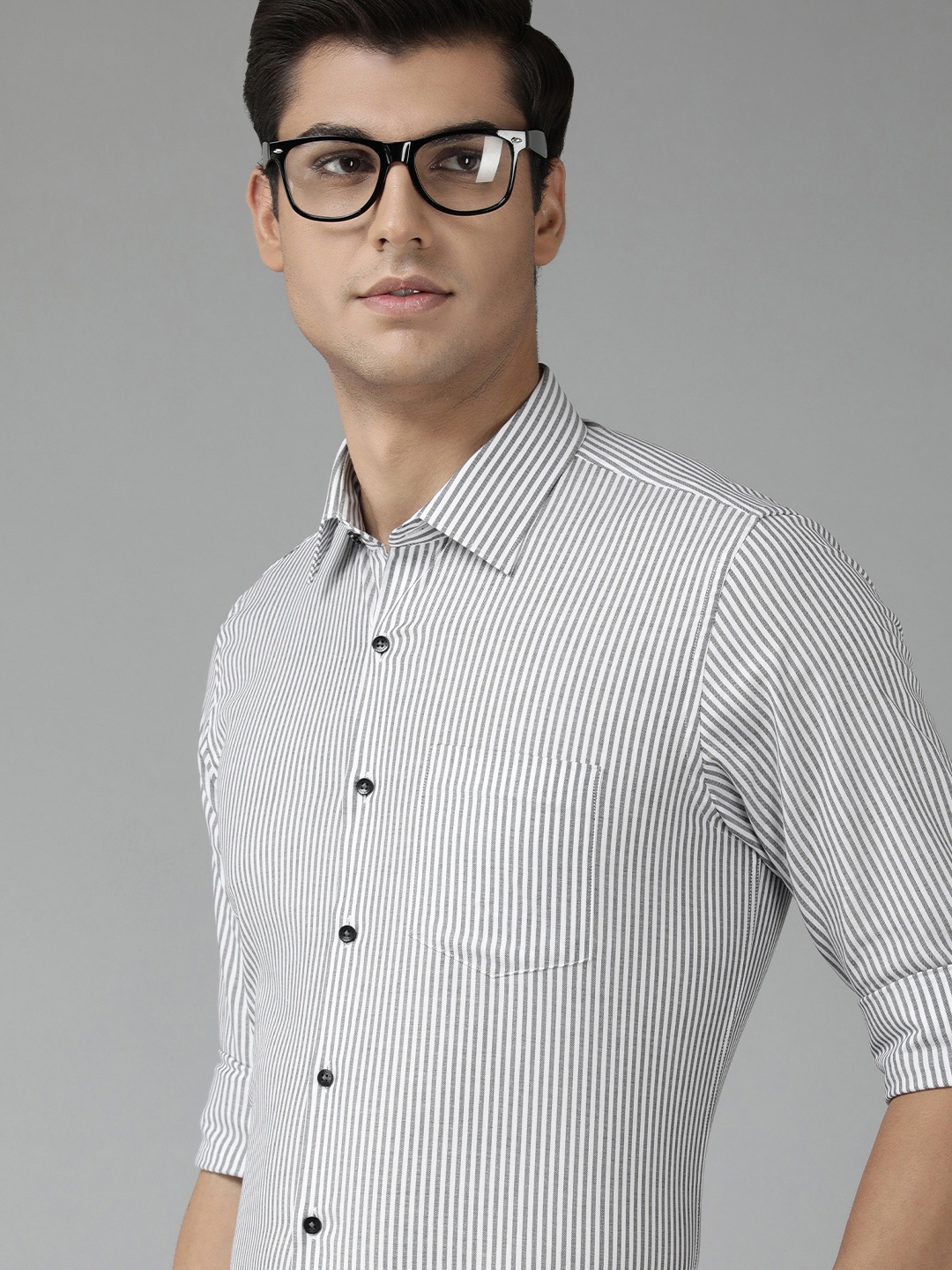 

Van Heusen Men Grey Slim Fit Striped Formal Shirt