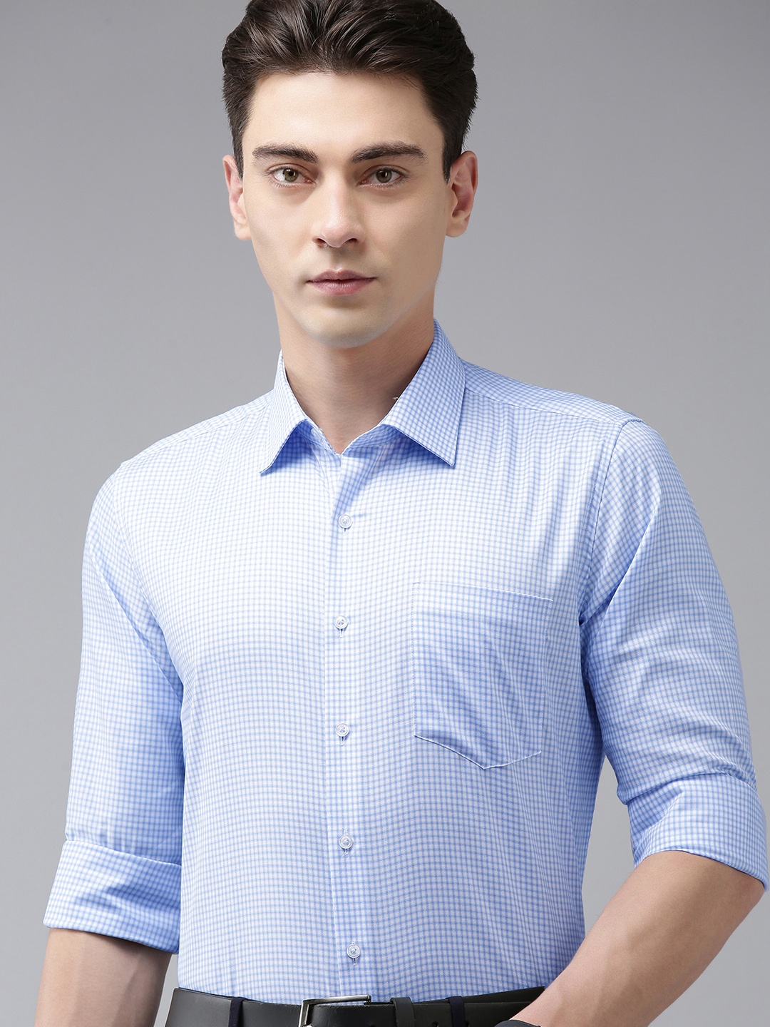 

Van Heusen Men Slim Fit Checked Pure Cotton Formal Shirt, Blue