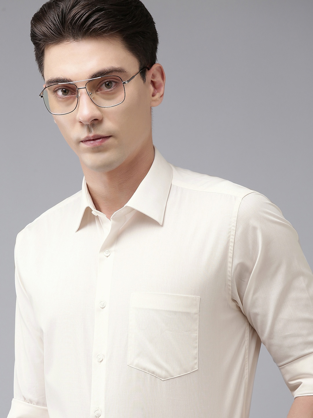 

Van Heusen Men Pure Cotton Slim Fit Formal Shirt, Cream