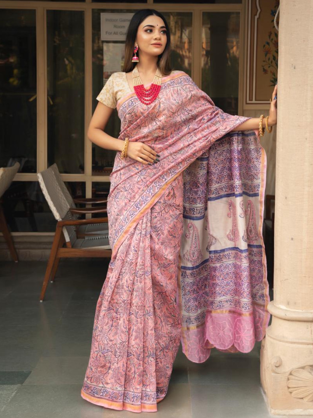 

Baisacrafts Peach-Coloured & Blue Floral Art Silk Saree