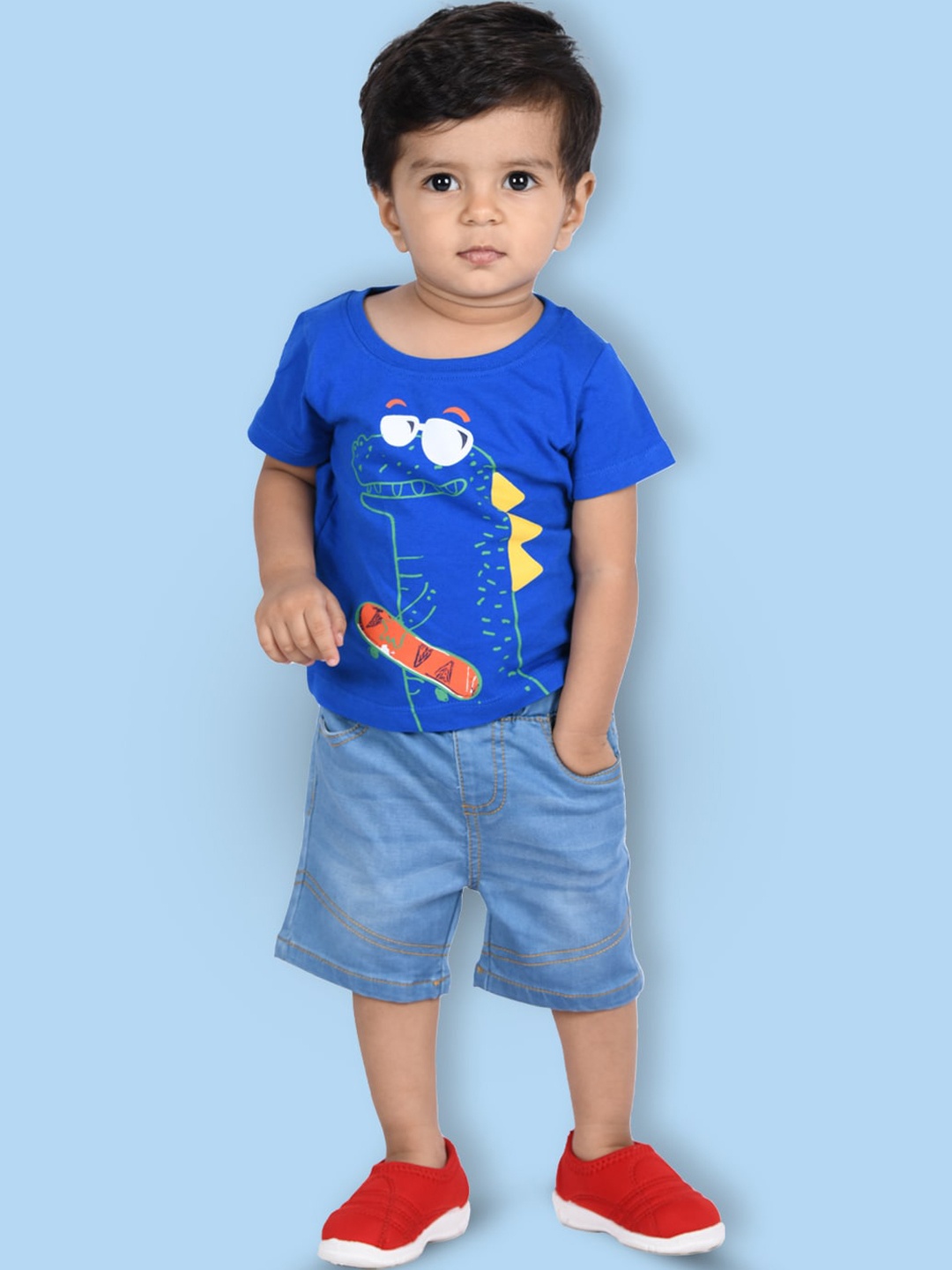 

Zalio Boys Blue Cotton Printed T-shirt with Shorts