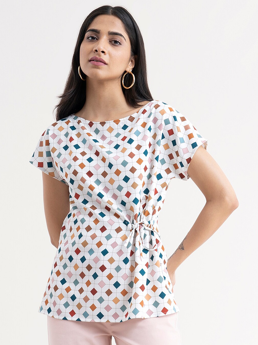 

FableStreet White Print Cinched Waist Top