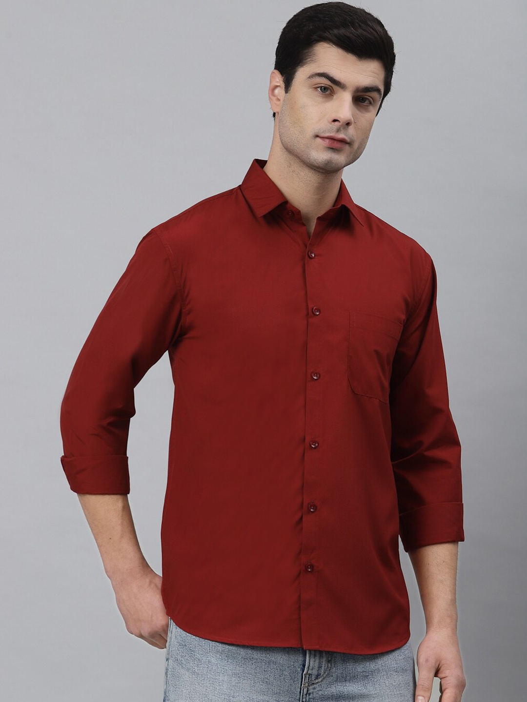 

NEUDIS Men Maroon Solid Classic Formal Shirt
