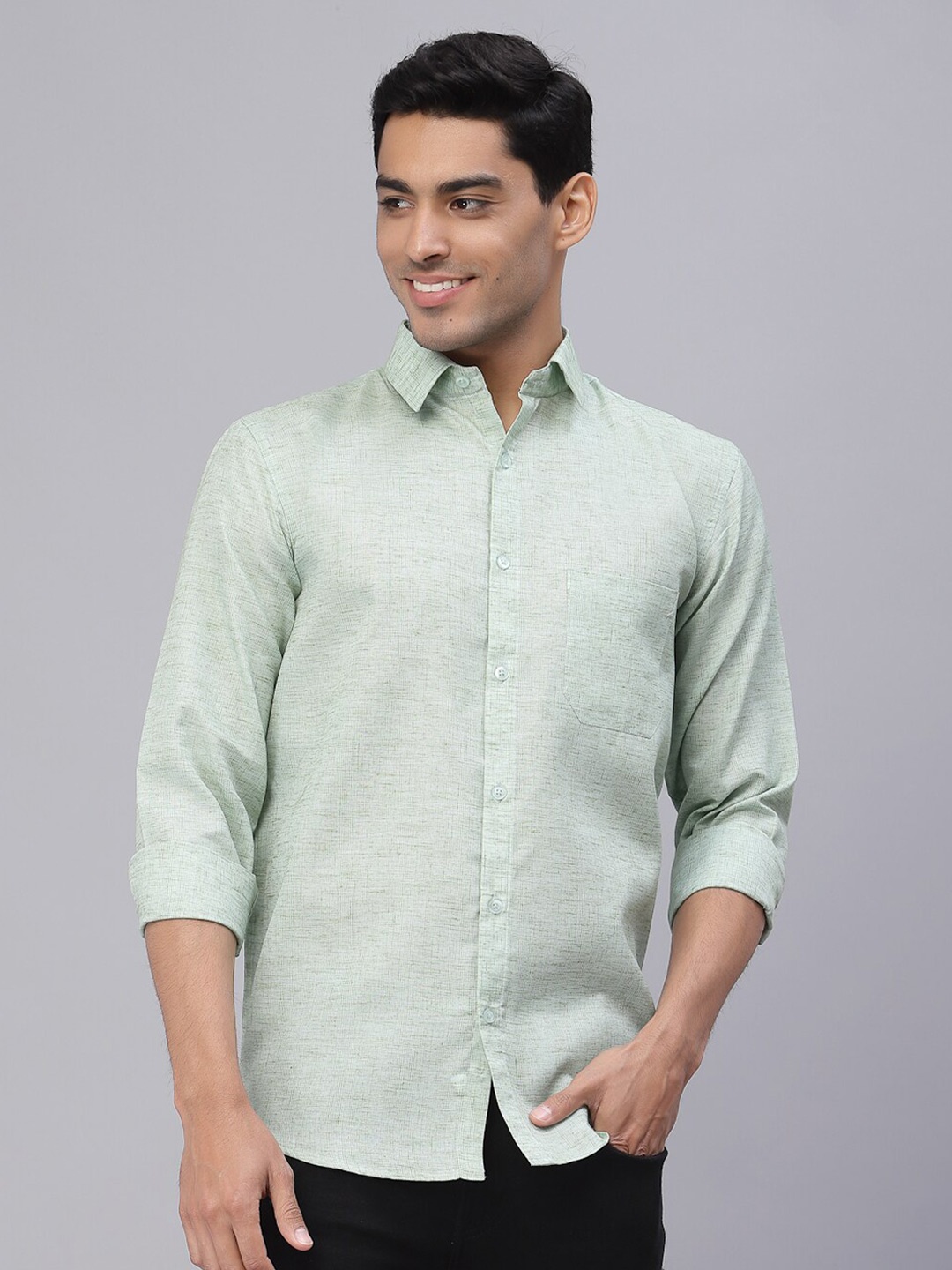 

NEUDIS Men Green Classic Formal Cotton Shirt