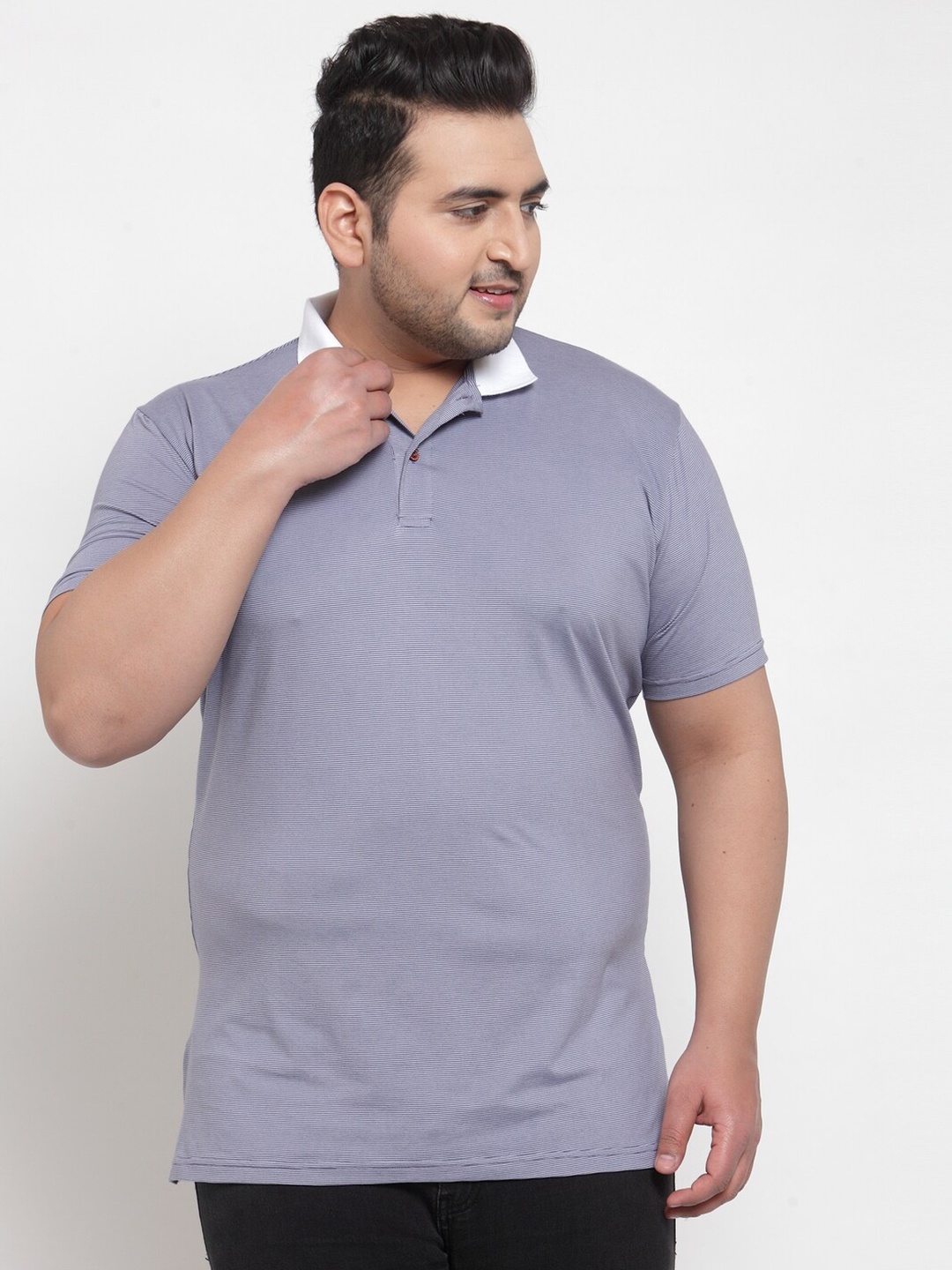 

plusS Men Blue & White Polo Collar T-shirt