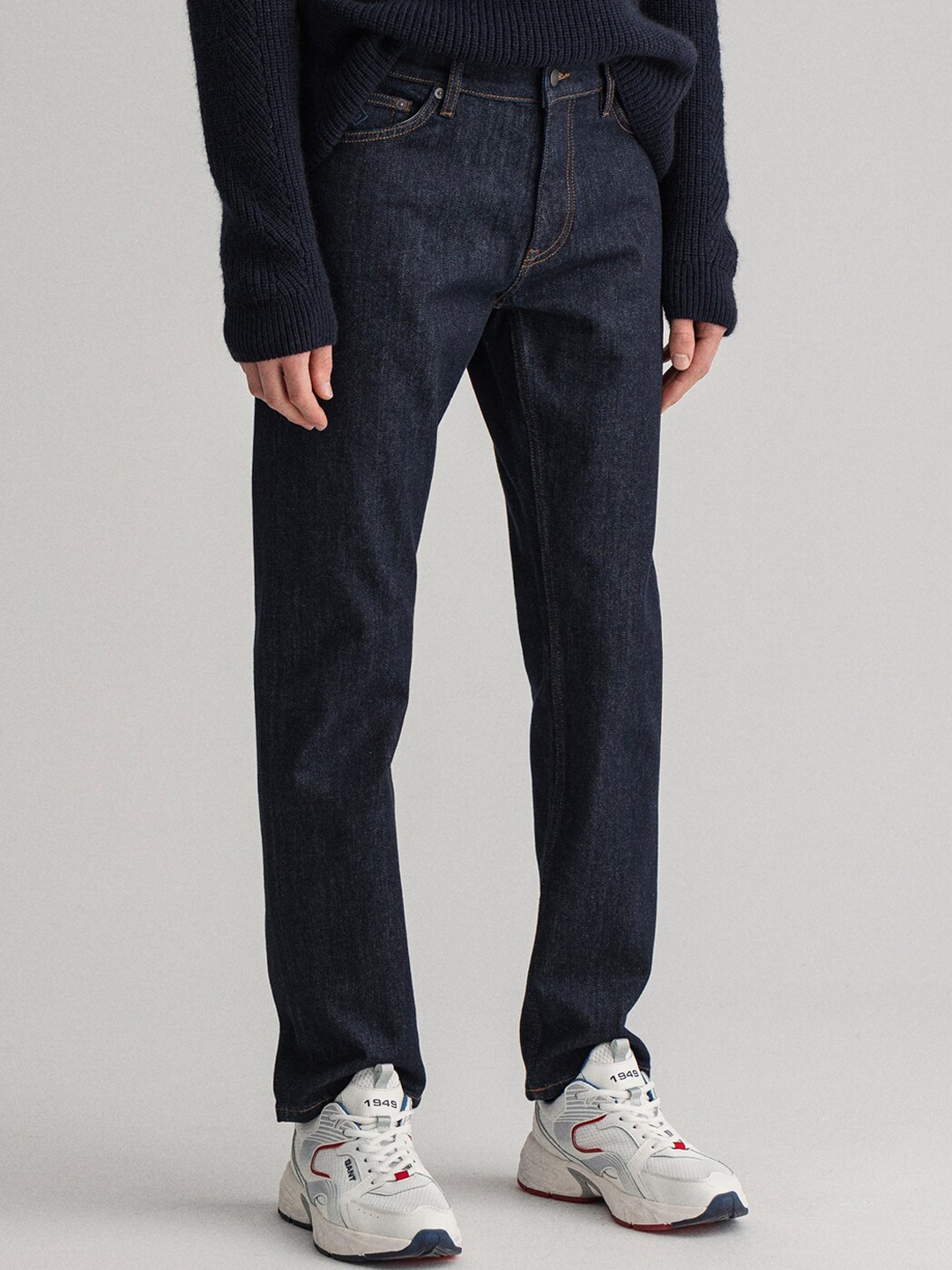 

GANT Men Navy Blue Regular Fit Jeans
