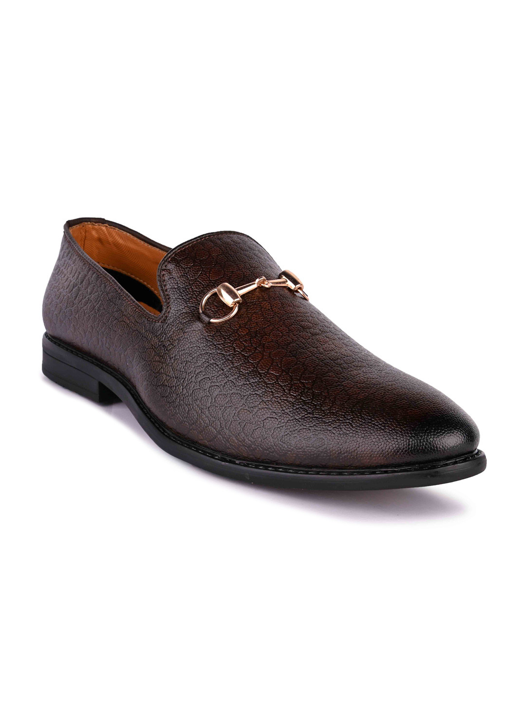 

ALBERTO MORENO Men Brown Textured Loafers