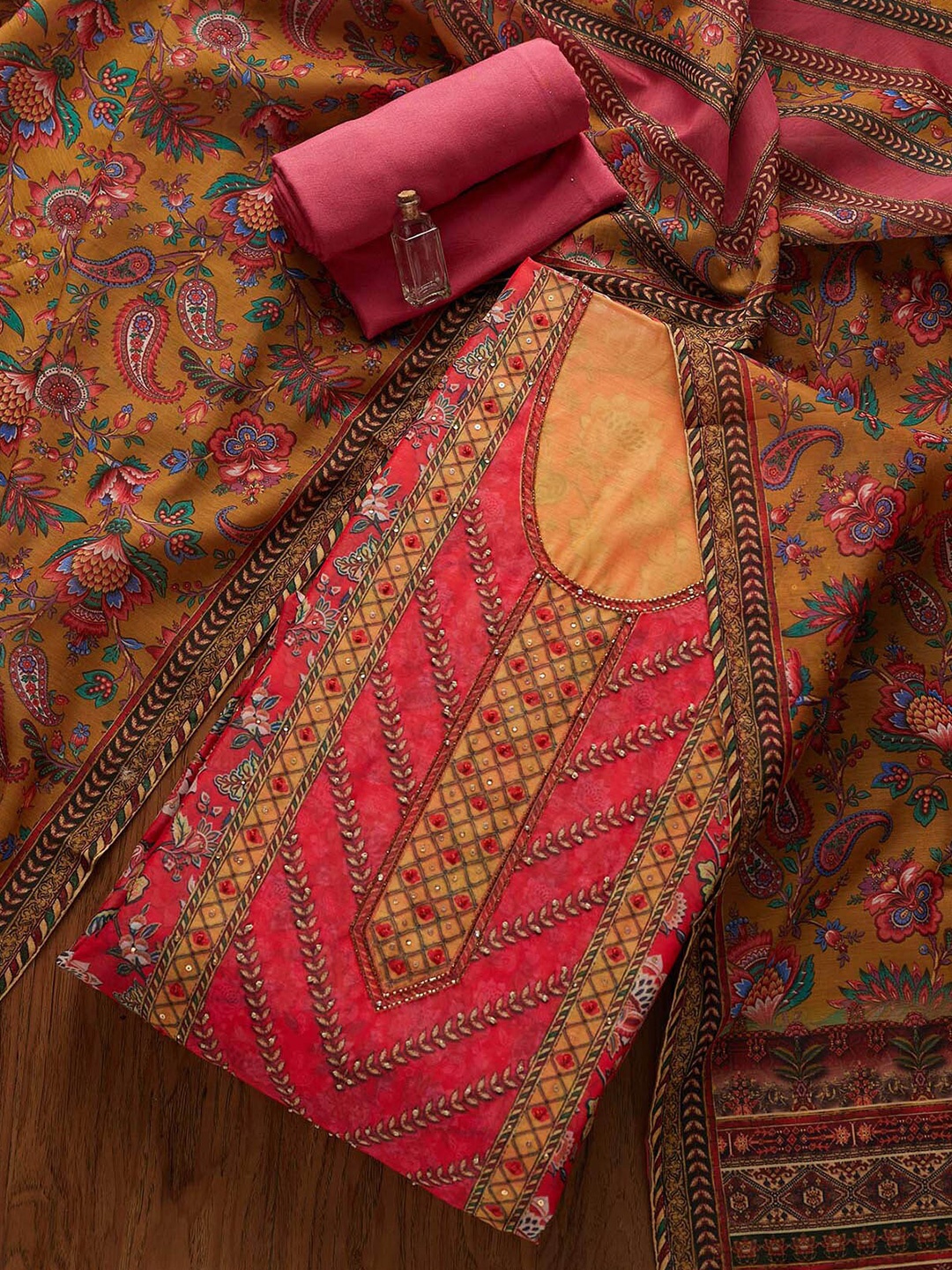 

Koskii Women Pink Dress Material
