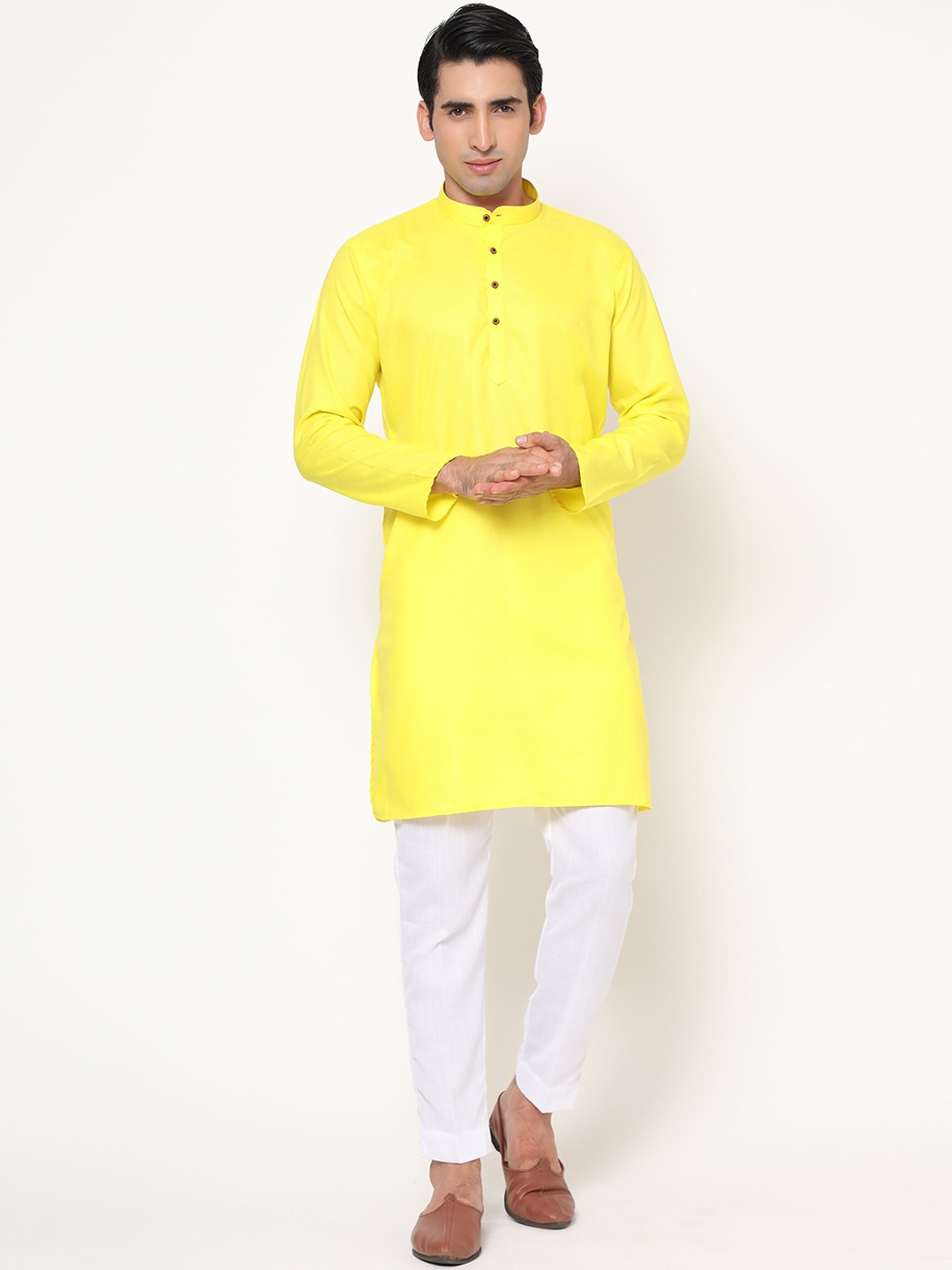 

GoStyle Men Yellow Pure Cotton Kurta with Pyjama