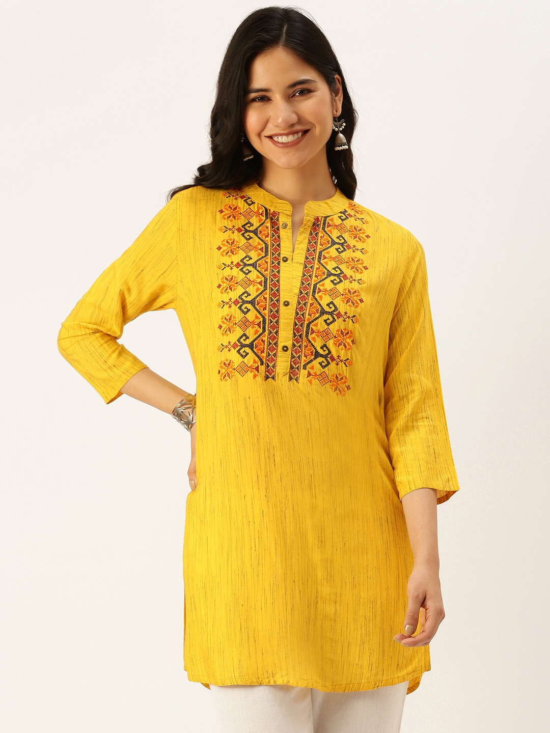 

SHOWOFF Yellow Ethnic Motifs Yoke Design Thread Work Kurti