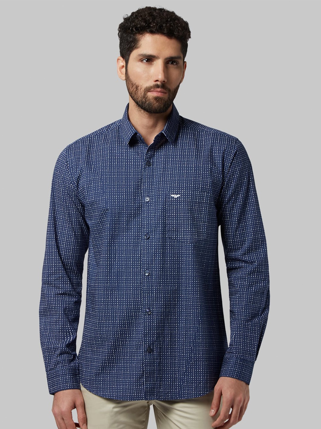

Park Avenue Men Blue Slim Fit Checked Casual Shirt