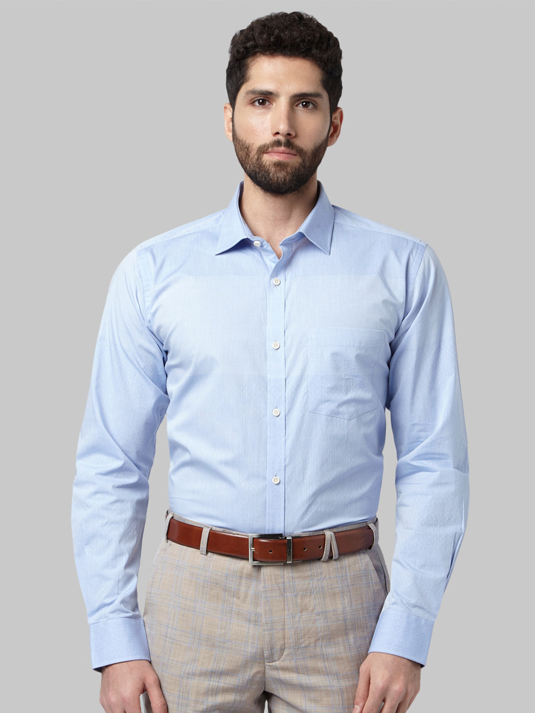 

Park Avenue Men Blue Slim Fit Striped Cotton Casual Shirt