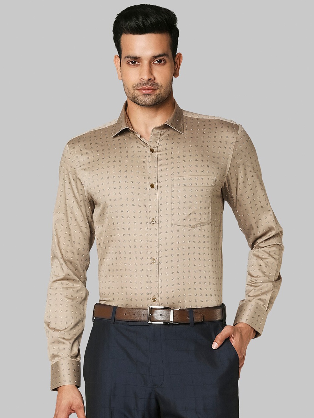 

Park Avenue Men Beige Slim Fit Printed Formal Shirt